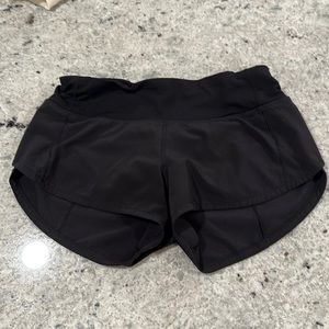 Lululemon Speed Up Shorts | Black 2.5 inch | size 2